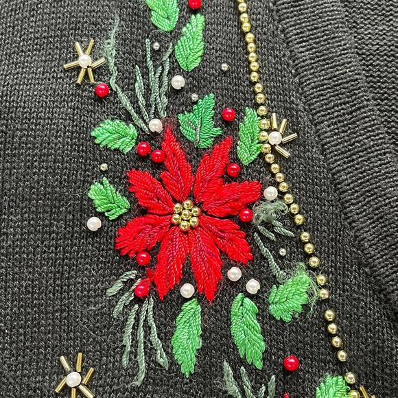 B.P. Design Women's Vintage Holiday Sweater Poinsettia Embroidered Size XL - Picture 6 of 10